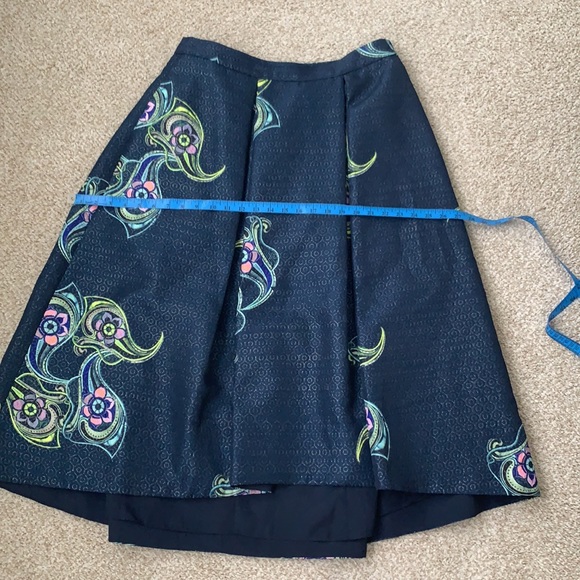 Phoebe A-Line hi-low skirt - Picture 3 of 7